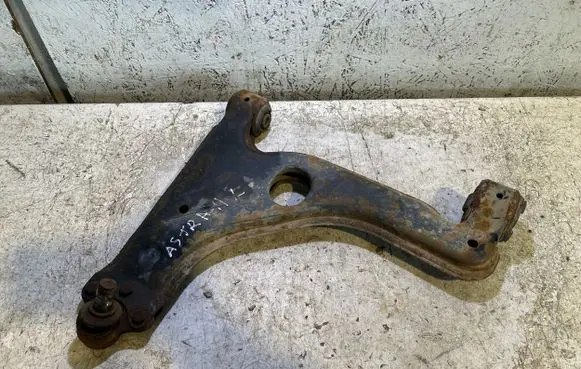 Opel Astra H Front lower control arm/wishbone
