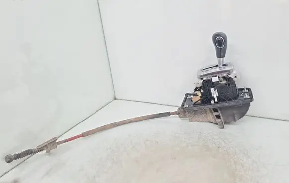 Audi A4 S4 B7 8E 8H Gear shifter/selector 8E1713111R 8E1713111P 0912041413
