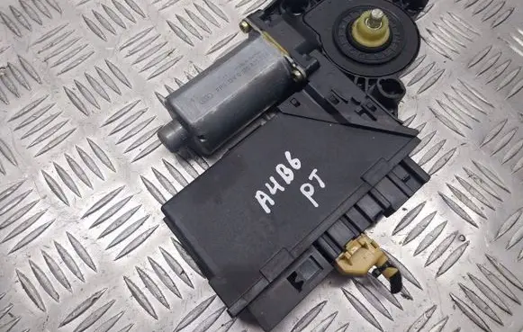 Audi A4 S4 B6 8E 8H Sliding door electric window regulator 8E0959802A