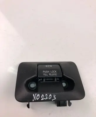 Volvo S60 Parking (PDC) sensor switch 31334637