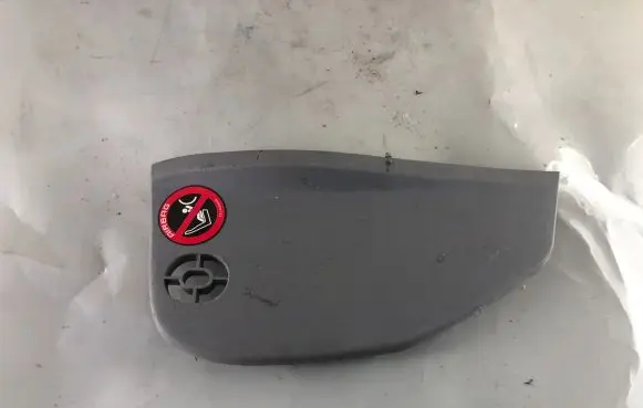 KIA Sorento Dashboard side end trim 847303E900