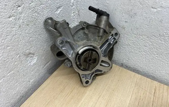 Ford Galaxy Vacuum pump 129010