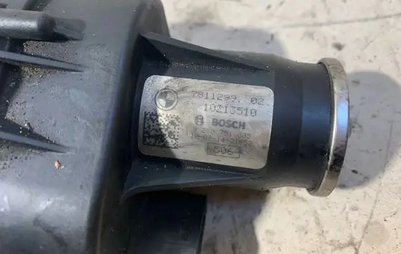 BMW 5 F10 F11 Intake manifold valve actuator/motor 7811299