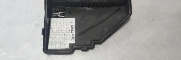 Volvo XC90 Fuse box cover 31398001