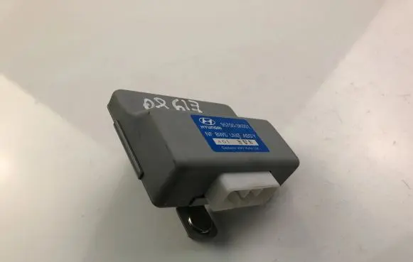 Hyundai Sonata Other control units/modules 957003K001