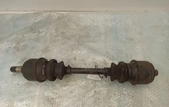 Mercedes-Benz 250 280 C CE W114 Rear driveshaft