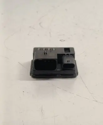 BMW 5 F10 F11 Glow plug pre-heat relay 7810856