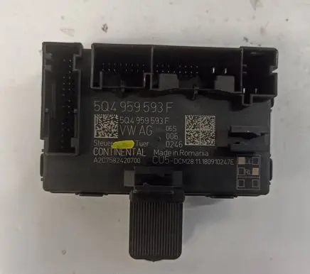 Skoda Superb B8 (3V) Door central lock control unit/module 5Q4959593F