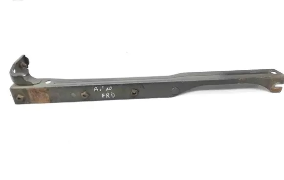 Toyota Avensis T270 Radiator support slam panel