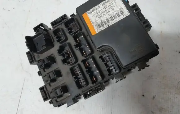 Suzuki Baleno EG Comfort/convenience module 3859060g21