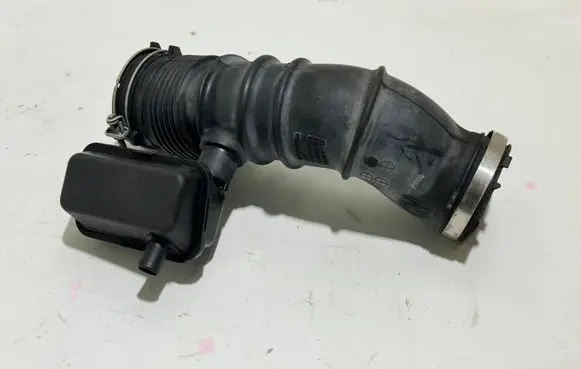 Toyota Highlander XU70 Air intake duct part 17893F0230 17881F0160