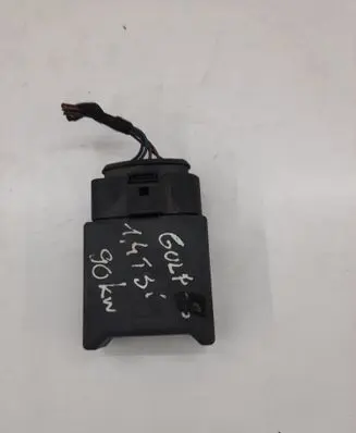 Volkswagen Golf VII Fuel injection pump control unit/module 5Q0906093A 1314201900