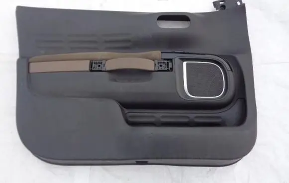 Citroen C4 Cactus Front door card panel trim 98037159ZD
