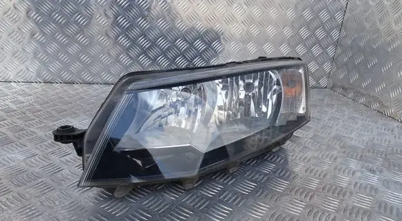 Skoda Octavia Mk3 (5E) Headlight/headlamp 5E2941015 33413340 030127260100