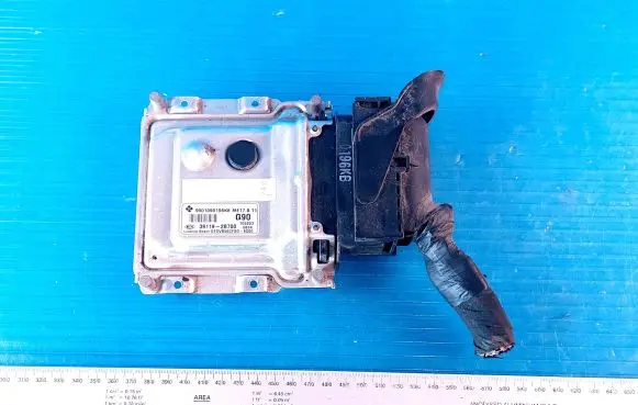 KIA Ceed Engine control unit/module 391192B700 105223 9001090196KB