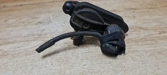 Volvo XC90 Exhaust gas pressure sensor 3M5A5L200AB