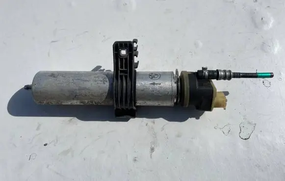 BMW 5 F10 F11 Fuel filter 8572519 53477 112425201