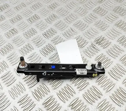 Cadillac Escalade Seat belt height adjuster 13519683