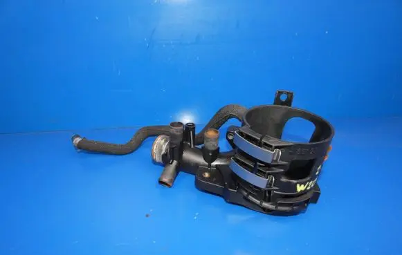Mercedes-Benz C W205 Fuel filter bracket/mount holder A6512001556