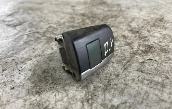 Mercedes-Benz E W210 Front door handle cover 