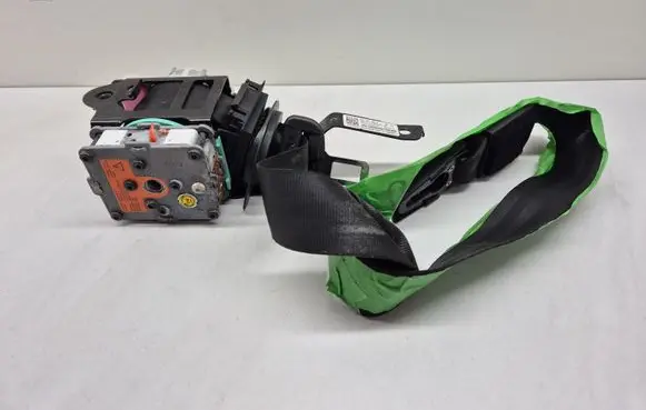 Porsche Cayenne (92A) Front seatbelt 7P0857706G 7P0857706GHCP 7N0857737DE