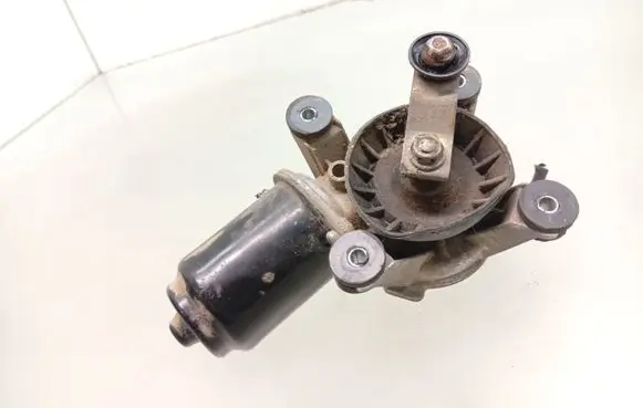 Mitsubishi L200 Wiper motor