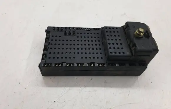 Volvo S80 Comfort/convenience module 8645729 02W174 8688153