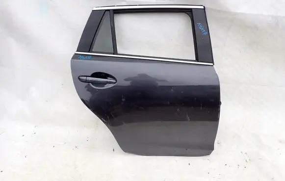 Mazda 6 Rear door