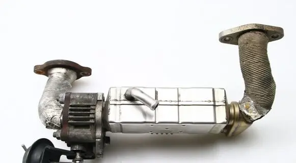 Mazda 6 EGR valve cooler R2AA20304