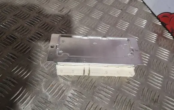 Mercedes-Benz GLC X253 C253 Air suspension control unit module (rear) A2539001401 A2C7394581200