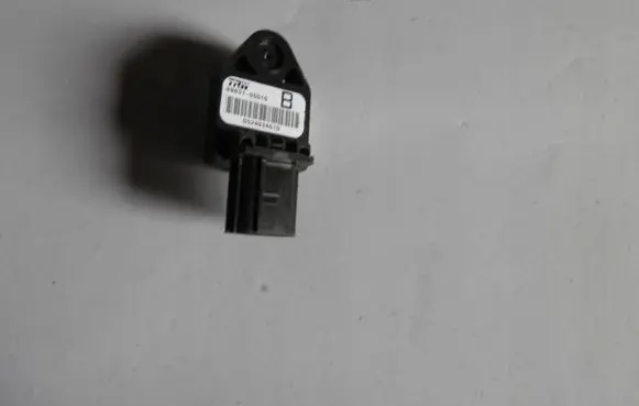Toyota Avensis T250 Airbag deployment crash/impact sensor 8983105010T25