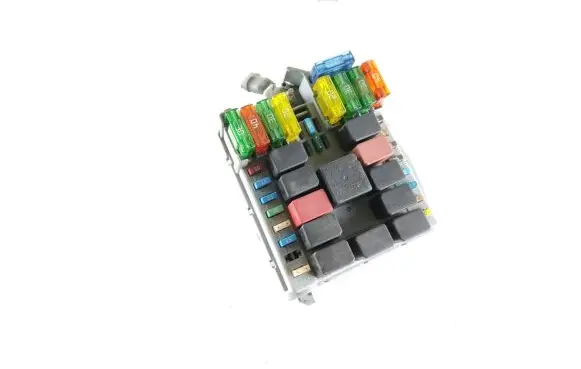 Iveco Daily 35 - 40.10 Fuse module 69501171 20060726