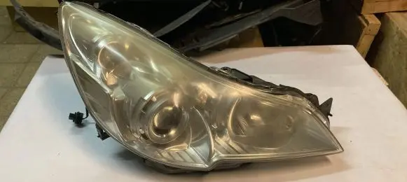 Subaru Outback Headlight/headlamp