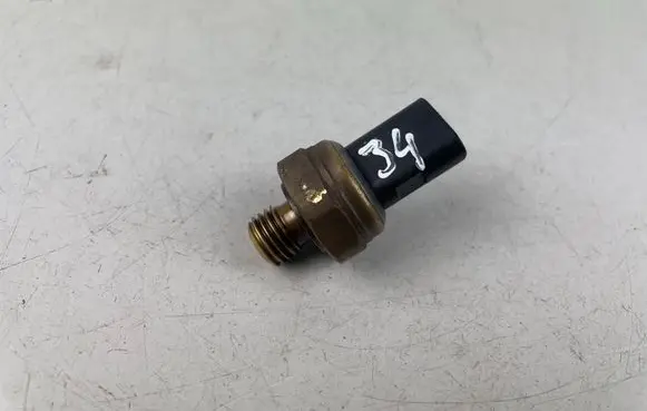 Mini One - Cooper F56 F55 Oil pressure sensor 8576615