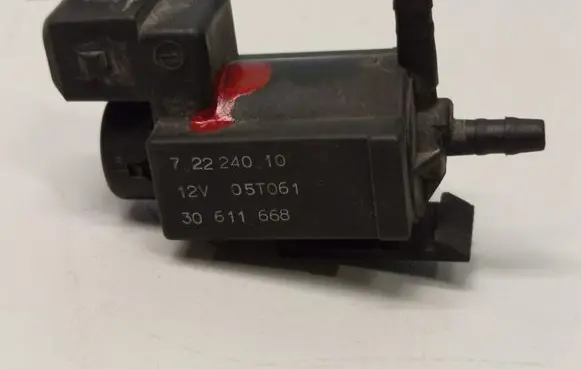 Volvo XC90 Turbo solenoid valve 72224010 30611668