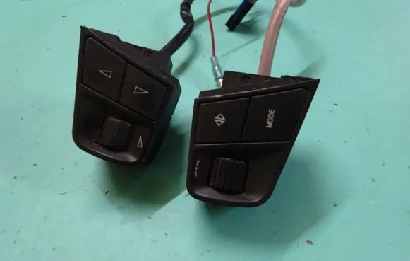 Opel Antara Steering wheel buttons/switches 96628662