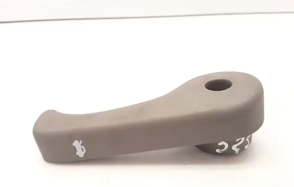 KIA Carnival Engine bonnet (hood) release handle
