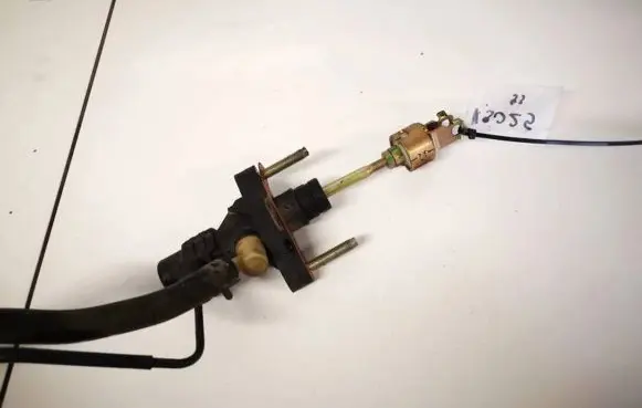 Toyota Avensis T250 Clutch master cylinder