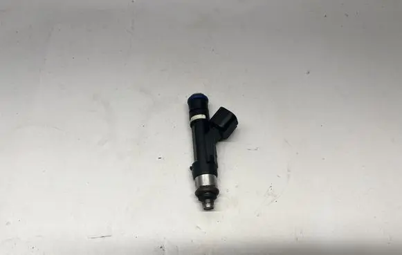 Ford Mustang VI Fuel injector JR3E9F593AB