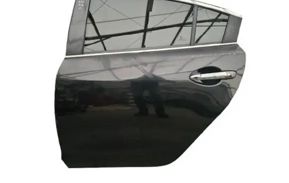 Mazda 6 Rear door
