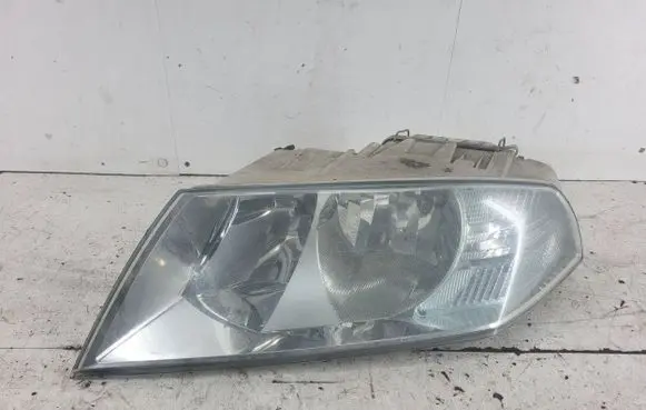 Skoda Octavia Mk2 (1Z) Headlight/headlamp 00HR00HC