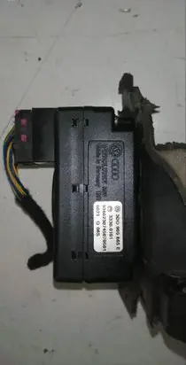 Volkswagen Touareg I Ignition lock 3D0905865E 33300101