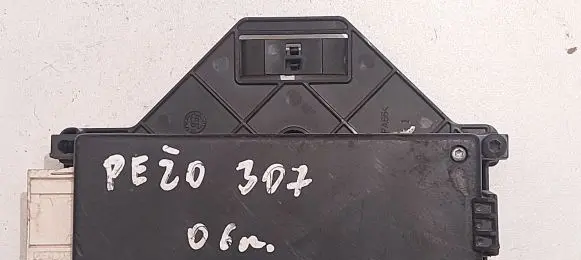 Peugeot 307 Other control units/modules 9662258380 S122288001E 61962153