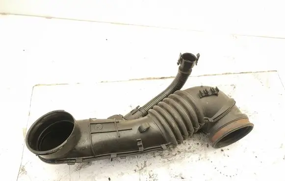 BMW 5 F10 F11 Air intake hose/pipe 7804846 58650910