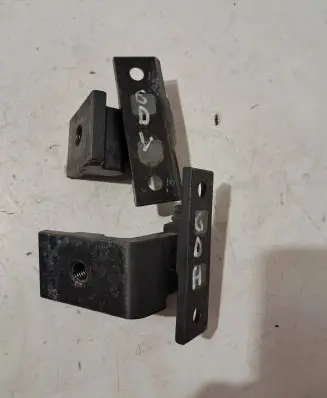 BMW 5 E60 E61 Rear door hinge set 7068090 0304