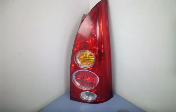 Mazda Premacy Rear/tail lights 082161952 082161952RR