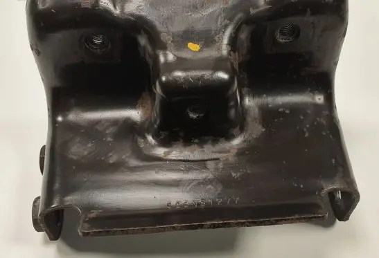 Chevrolet Tahoe Radiator mount bracket 525NSI277