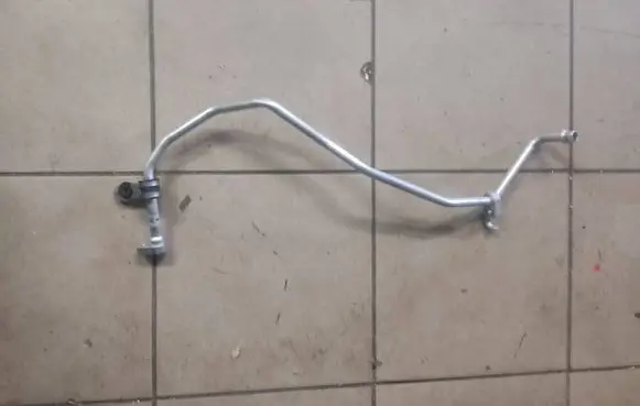 Nissan Leaf II (ZE1) Air conditioning (A/C) pipe/hose 924473NLOB