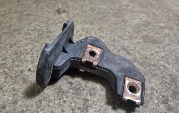 BMW 5 E39 Front bumper mounting bracket 8159361 229449