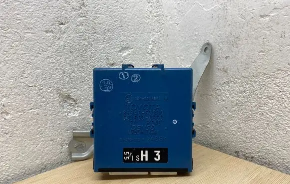 Lexus IS 220D-250-350 Light module LCM 8994053030 0319000550 10R021658